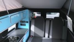 Eric – 4 berth Volkswagen Campervan - Eric