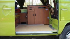 Westfalia – Wonderful Classic Camper Rent! Oldtimer VW minibus hire - T2 Westfalia