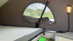 t'Bussie – Ford Custom Nugget, on the road with the Bussie!