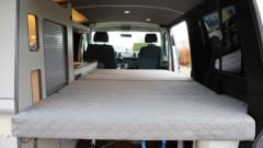 Volkswagen T5, NEW BUILT-IN AUTOMAT-150HP-