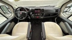 Collector Deluxe – 4p Fiat semi-integrated from 2020