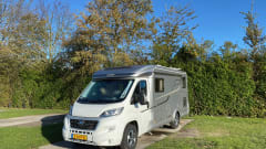 Enjoy Hymer Camper (2018) – 2p Hymer semi-integrated from 2018