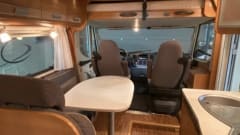 Dicker – Motorhome all inclusive