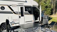 5. Amigo – Luxury Motorhome Benimar Mileo 268 Northautokap for rent!