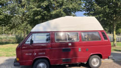 Jackie – 4p Volkswagen campervan from 1983