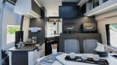 2p Adria Mobil bus uit 2025
