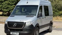 The North Mate – 3-persoons Mercedes-Benz campervan uit 2019