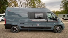 V669SE – 4 berth Auto-Trail V669SE campervan automatic new in 2024