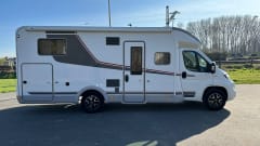 LMC Element T 758 G - Teilintegriertes Wohnmobil