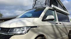 'Cow' Parsley – VW-Campingbus mit 4 Schlafplätzen