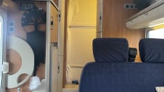 Comfort, luxe en ruimte!! maar ook compact.  – 4p Hymer bus from 2005