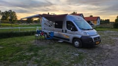 2p Sun Living bus uit 2009
