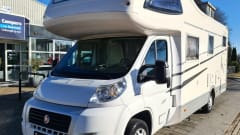 Cas Camper – 5p Alcove Family Camper