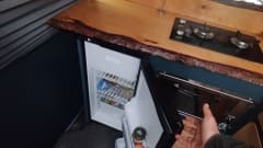 3 Schlafplätze. Anderer Bus aus dem Jahr 2017