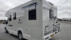 Rimor has it. –     La Grande Fuga – Spazioso camper familiare a 6 posti letto