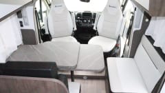 Lokatena – New Benimar Bel Air, semi-integrated with 5 seats and 5 beds