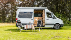 Bus de la Ville – 2p Mercedes campervan 