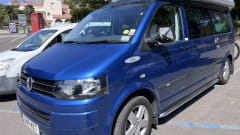 Dora – Camper Volkswagen a 2 posti letto del 2014