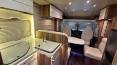 4p Fiat semi-integrated uit 2015