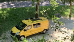 KIWI GOLD (6) – Renault Trafic Eco bus camper completely self-sufficient
