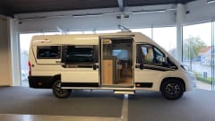 Carthago Malibu 640 LE Coupé First Class Two Rooms - Year 2024