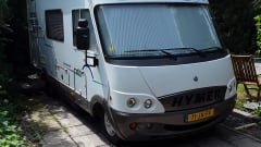 Hymer with roof air conditioner!!