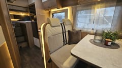 Carado T448 Automaat – Automatic - Fully equipped - Very luxurious camper length beds - Modern