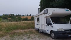6-seater overcab McLouis Lagan 411