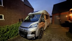 60 Years Edition – 3p Adria Mobil semi-integrated uit 2026