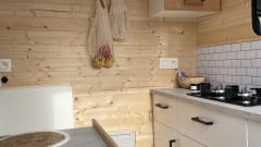 home on wheels – 2p Peugeot bus from 2014