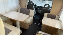 Kentuky Estro 9 – Camper ben attrezzato, ideale per vacanza famiglia