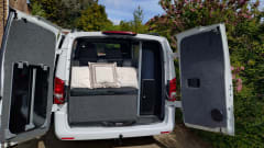 Vinnie  – Mercedes-Benz Wohnmobil mit 2 Schlafplätzen ab 2026