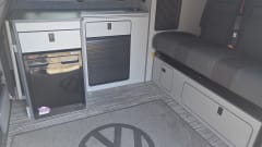 Chester – Camper Volkswagen a 2 posti letto del 2013