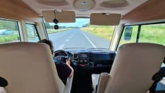 Birdy – 🚐 Prachtige XL Integraal Camper | Zeldzame kans voor juli & augustus 2026!