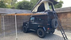 Den Jay – 2p Land Rover rooftop uit 2011