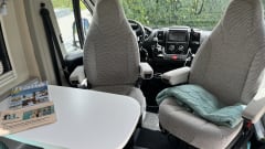 Freedom – Hymer camper bus Free 600 year 2018