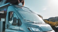 Nazarè – Premium Outdoor Van Rental