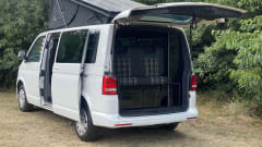 4 berth Volkswagen bus from 2012