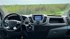 Nomad – Luxe Off-Grid Ford Transit – Airco – 6 kWh – Vrij Kamperen