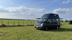 Beautiful Ford Transit Nugget with high roof, lots of space in a compact bus!