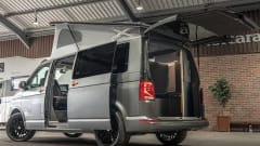 Zetland – Professionally Converted HIgh Spec 4-Berth Campervan