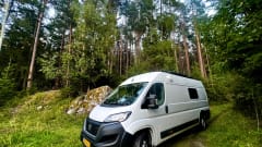 Nimbus – Luxury camper from 2023 with Off-grid option