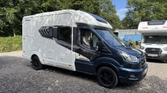 Autotrail Excel 620G with Pop Top Roof