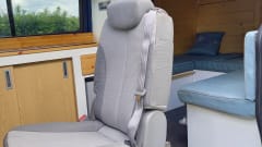 Tag – 2 berth Mercedes-Benz bus from 2007