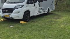 4p Chausson semi-integrated uit 2016
