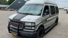 GMC v8 – 2p Other campervan from 1997