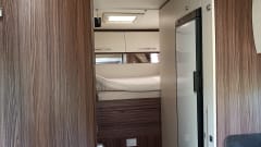 5p Benimar alcove uit 2016