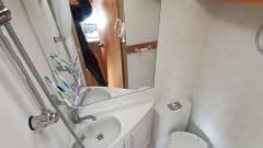 6 Berther get away – Family Motorhome 6 berth