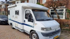 4p Chausson semi-integrated uit 1999