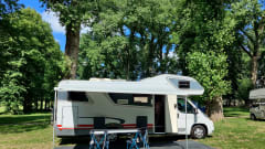 Complete 4-5-6 pers. familiecamper met airco